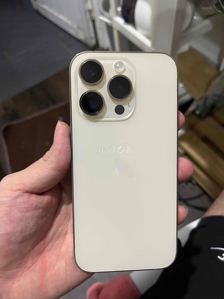 Apple iPhone 14 Pro 256GB Vàng. Mua bán Điện thoại tại Quận 10 Tp Hồ Chí Minh được đăng bởi Nguyễn Thiên Quốc hình 1
