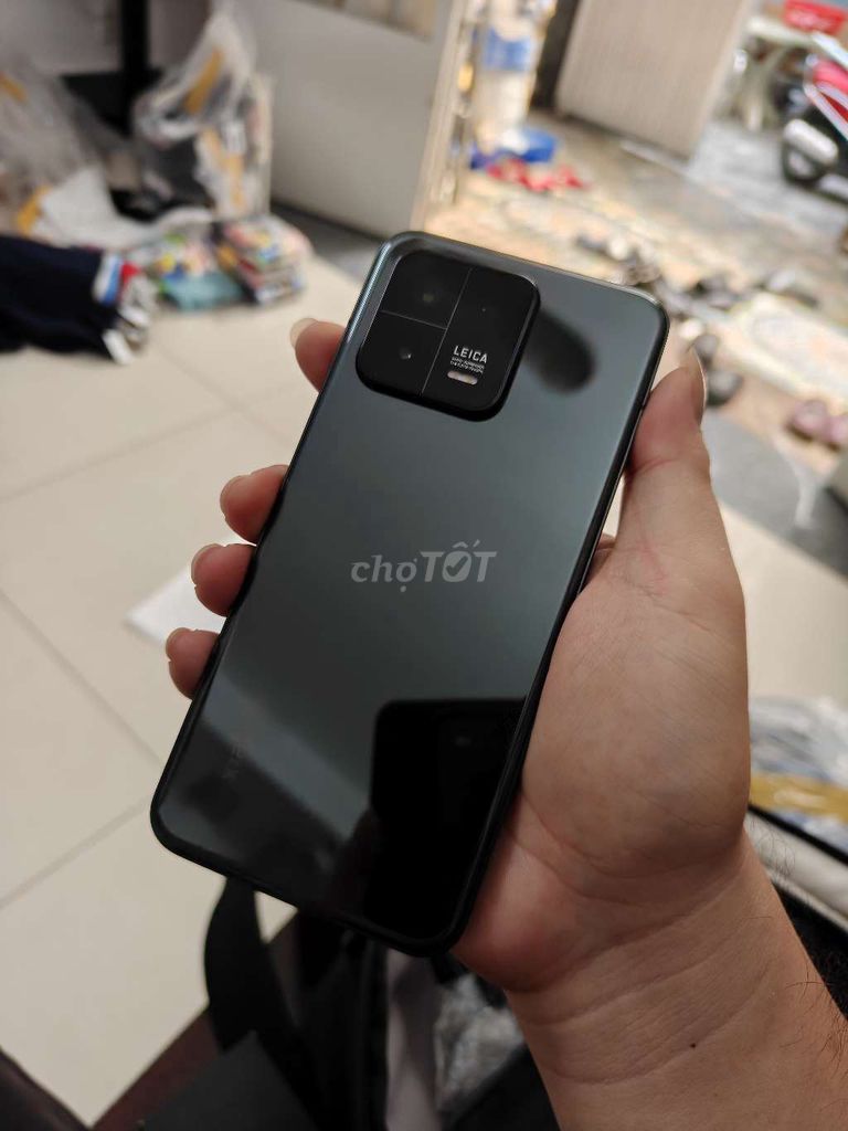 Xiaomi 13(12/256)đen còn đẹp up rom quốc tế có gl. Mua bán Điện thoại tại Quận 5 Tp Hồ Chí Minh được đăng bởi Strawberry Táo hình 1