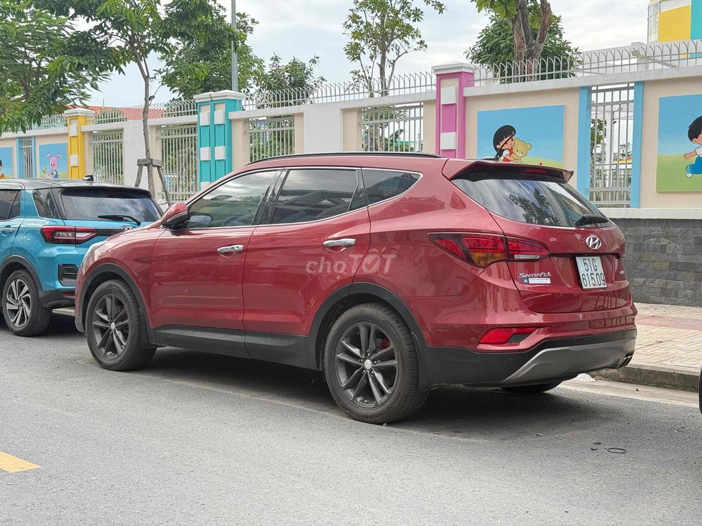 Hyundai Santa Fe Đỏ 50112 km. Mua bán Ô tô tại Quận Tân Bình Tp Hồ Chí Minh được đăng bởi LÝ TẠ KIM LONG hình 2