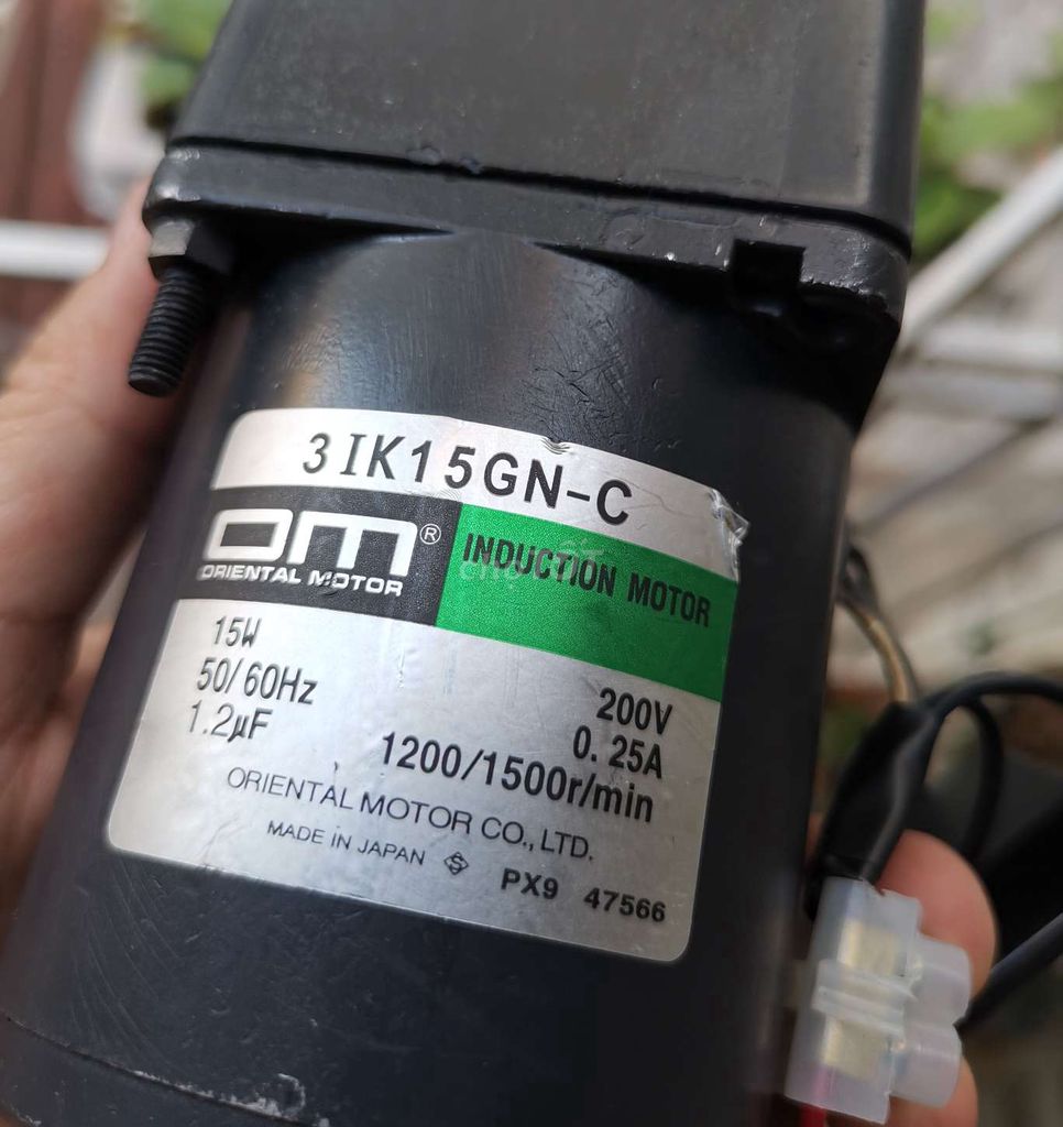 Motor giảm tốc điện 200/15W