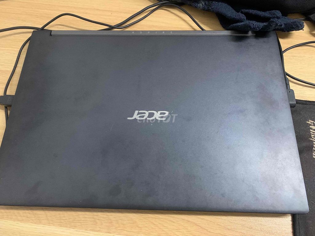 Ra đi cứu tết Laptop Acer Aspire Gaming