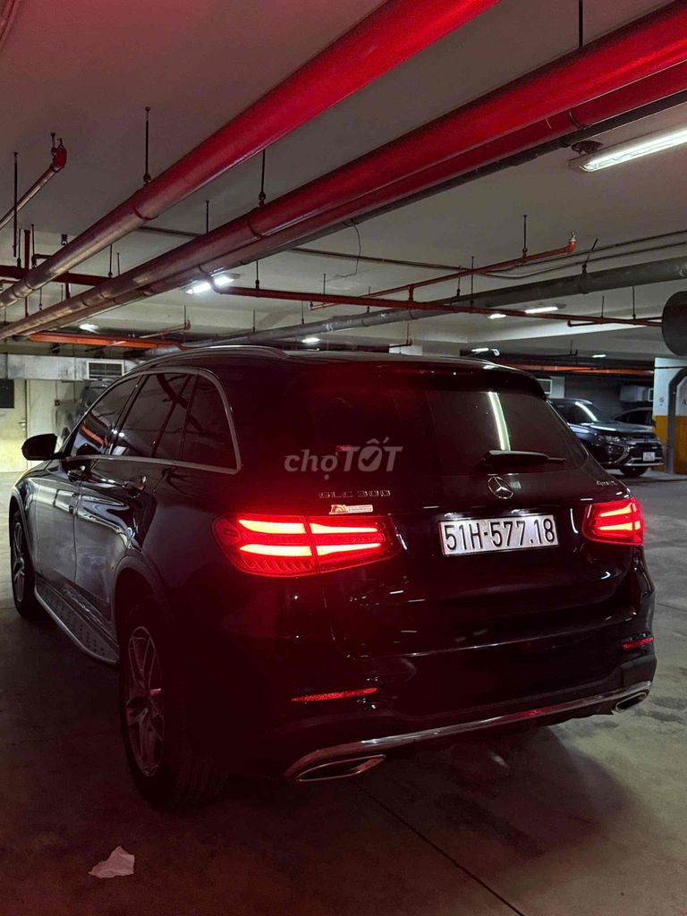 Mercedes-Benz GLC300 4matic 2019 Đen/kem