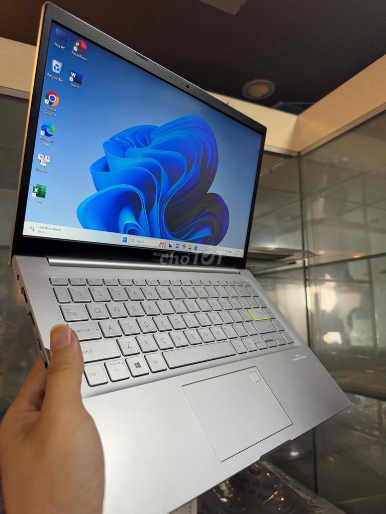 Thanh lý Laptop Asus Vivobook Ryzen 7 8GB/512GB. Mua bán Laptop tại Quận Gò Vấp Tp Hồ Chí Minh được đăng bởi Thanh lí cầm đồ hình 1