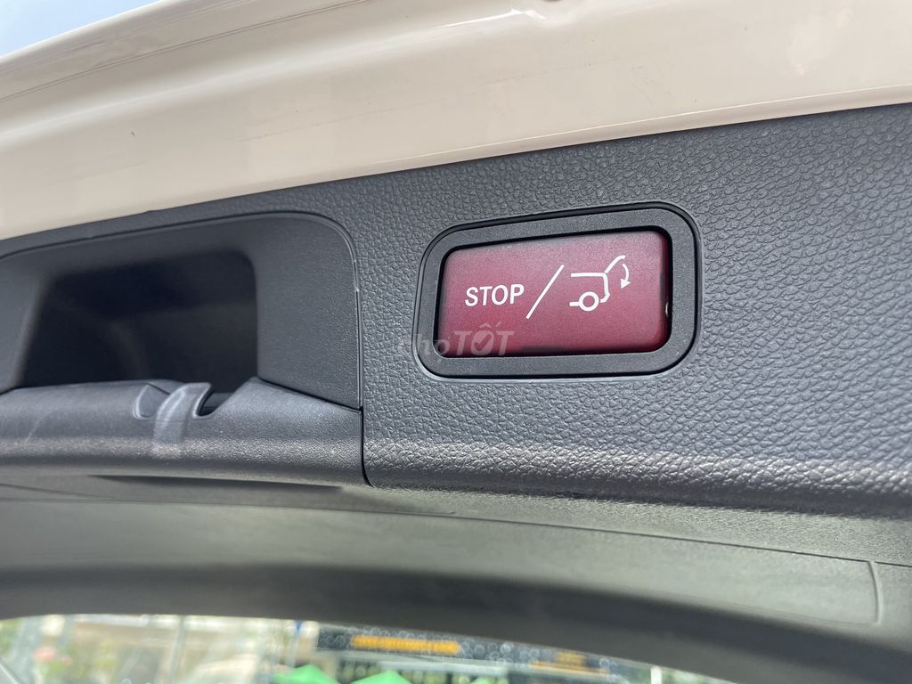 GLC 200 model 2020 cực kỳ mới ít sử dụng chuẩn chỉ. Mua bán Ô tô tại Quận 1 Tp Hồ Chí Minh được đăng bởi Hoàng Pháp hình 6