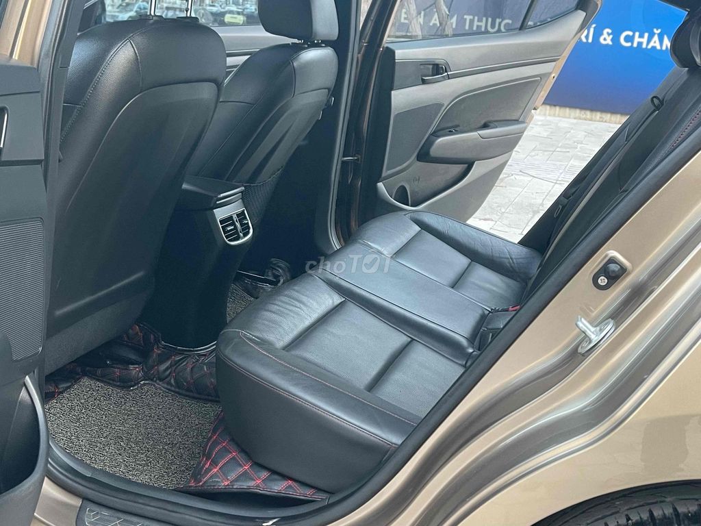 Cần Bán Hyundai Elantra 2019 1.6AT Sport Tubo. Mua bán Ô tô tại Quận Hoàng Mai Hà Nội được đăng bởi Anh Tuy hình 9
