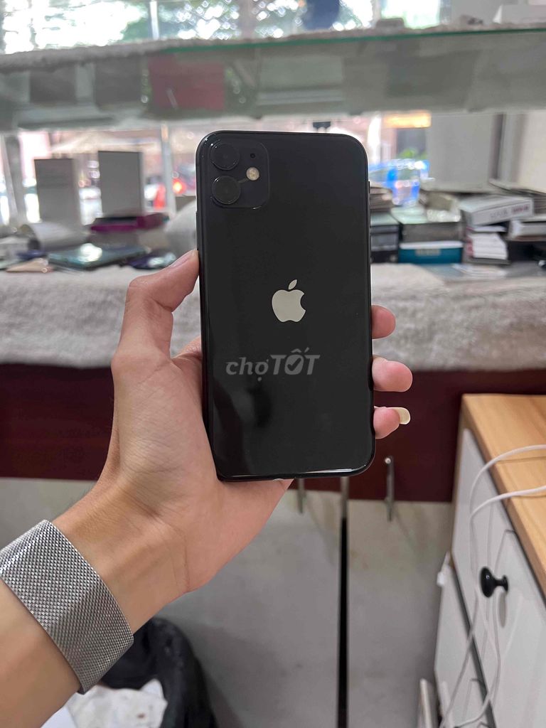 Apple iPhone 11 128GB Đen 92%. Mua bán Điện thoại tại Thành phố Buôn Ma Thuột Đắk Lắk được đăng bởi Đoàn Đức Tuấn hình 1