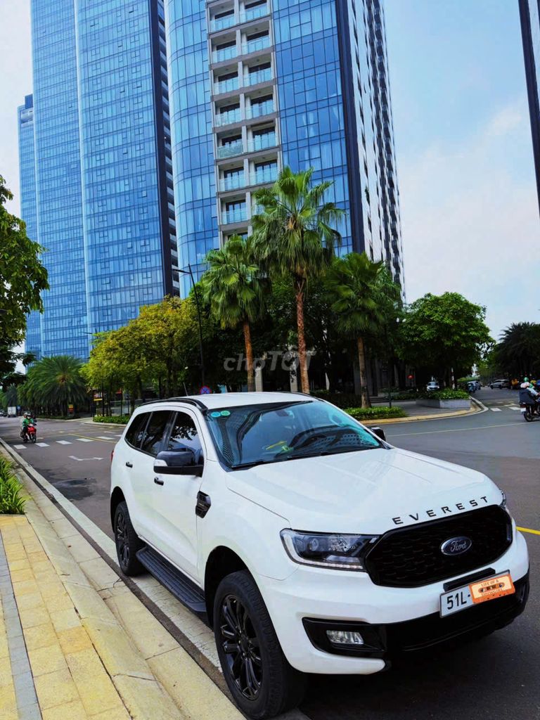 Ford Everest Trắng 12/2021 Sport 2.0 - 37.850 Km. Mua bán Ô tô tại Quận 1 Tp Hồ Chí Minh được đăng bởi tai nguyen hình 2
