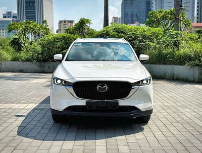 Mazda CX8 2024 Premium Trắng 2 vạn km
