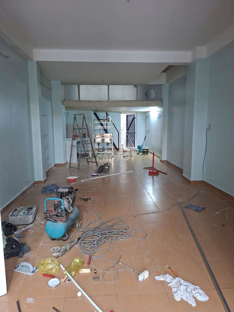 Nhà trệt khu an ninh sạch sẽ