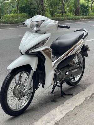 WAVERSX FI 110 chất lượng. Mua bán Xe máy tại Quận Đống Đa Hà Nội được đăng bởi Hà