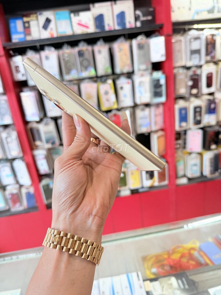 S24 Ultra 512GB Fullbox như mới android 14 hiếm. Mua bán Điện thoại tại Quận Thanh Xuân Hà Nội được đăng bởi Vinh Râu Samsung hình 1