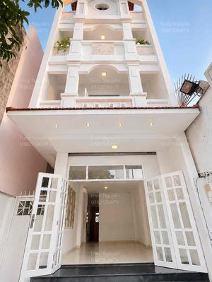 CHO THUÊ NHÀ 4 TẦNG, NGANG 6M, 120M2, GẦN CHỢ TÂN QUY, QUẬN 7