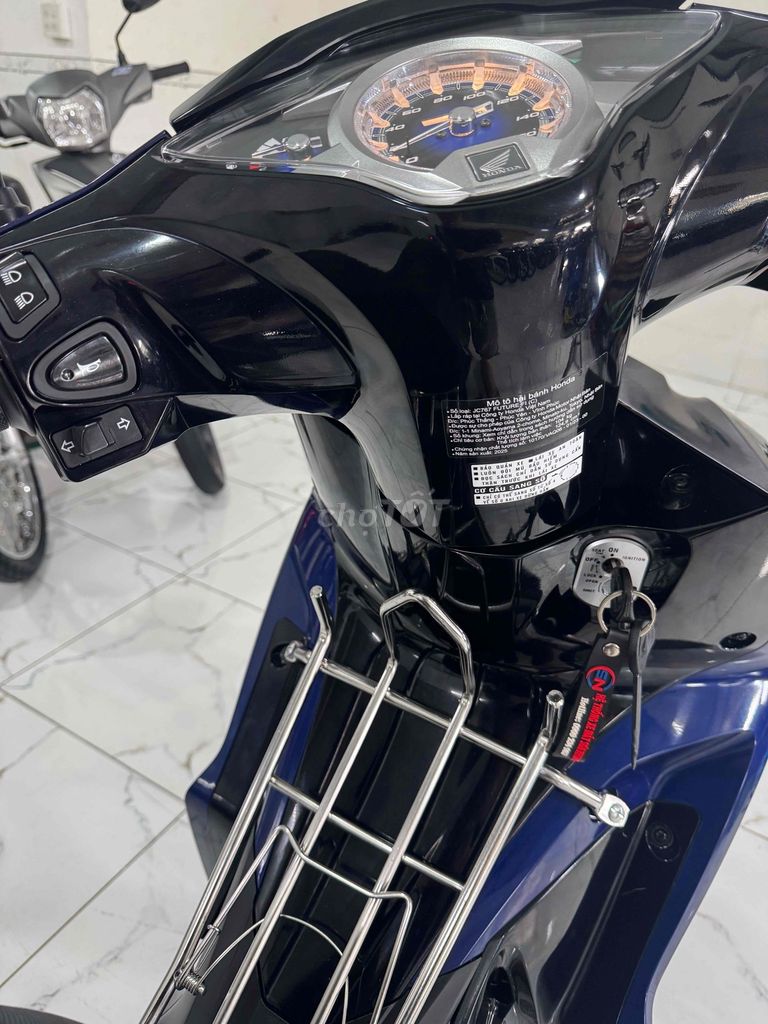 𝐆𝐎́𝐏 𝐖𝐀 𝐍𝐆𝐀̂𝐍 𝐇𝐀̀𝐍𝐆✅Fu Led 2025 E Ruột Xe Thùng😍. Mua bán Xe máy tại Thành phố Long Xuyên An Giang được đăng bởi Cầm Đồ Bình Tâm  hình 7