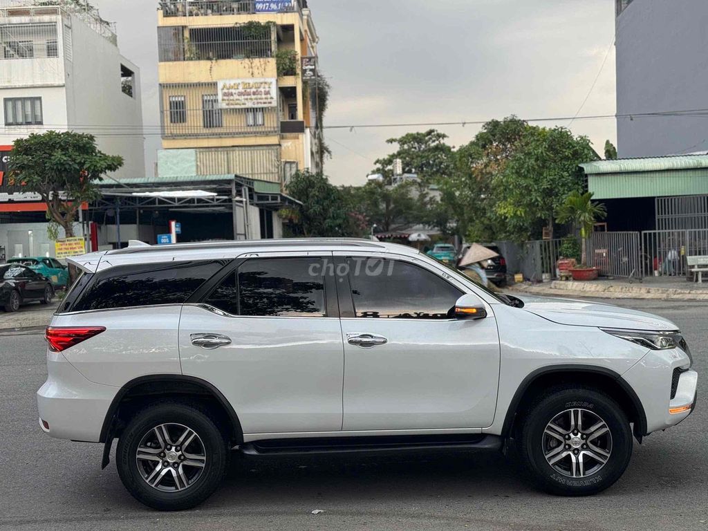 Toyota Fortuner 2022 2.4 4x2 AT - 78000 km. Mua bán Ô tô tại Quận 12 Tp Hồ Chí Minh được đăng bởi Nam Trường  hình 3