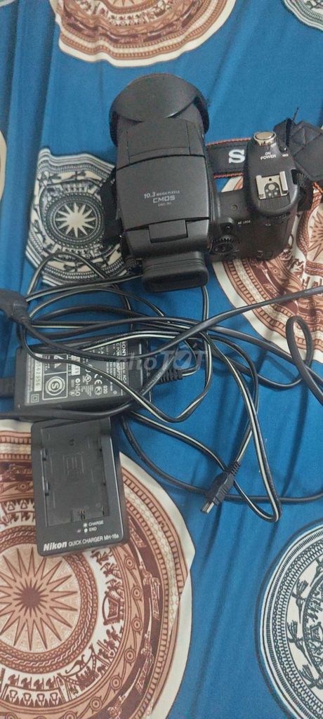 Bán xác sony R1.. Mua bán Máy ảnh, Máy quay tại Thành phố Biên Hòa Đồng Nai được đăng bởi mai tuan hình 1