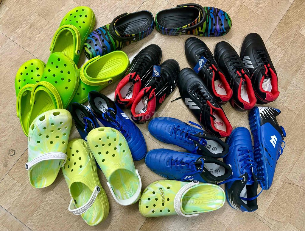 Thanh lý đồng giá giày đá bóng, sục đúc Crocs xịn