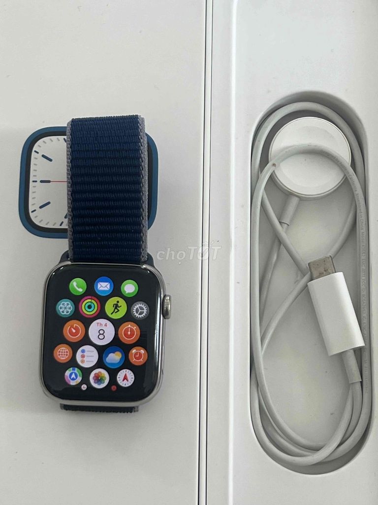 Apple Watch Series 5-44mm Nhôm LTE, Full box. Mua bán Thiết bị đeo thông minh tại Thành phố Long Xuyên An Giang được đăng bởi Laptop Mai Lý Nghĩa hình 1