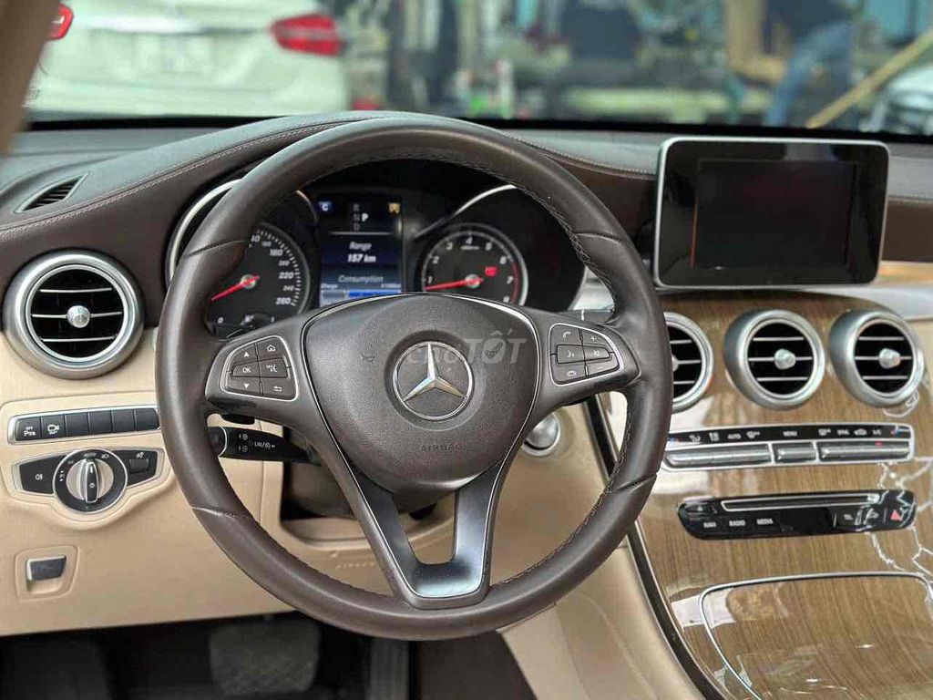Mercedes-Benz GLC300 Coupe 2017 4MATIC. Mua bán Ô tô tại Quận 8 Tp Hồ Chí Minh được đăng bởi Hồng Phúc hình 5