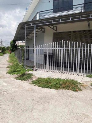 Nhà cho thuê hẻm Nhà hàng Tường Vi. Cho thuê nhà ở tại Thành phố Long Xuyên An Giang được đăng bởi Thanh Nhạn