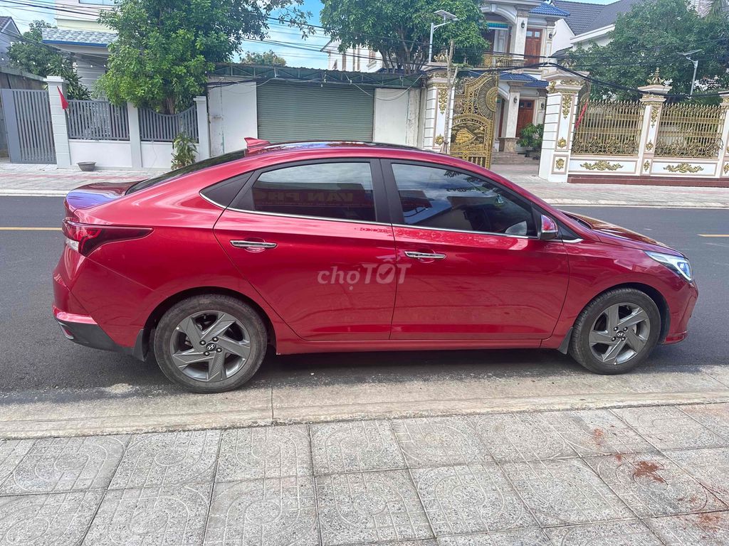 Hyundai Accent 2022 1.4 ATH Full Option - 17000 km