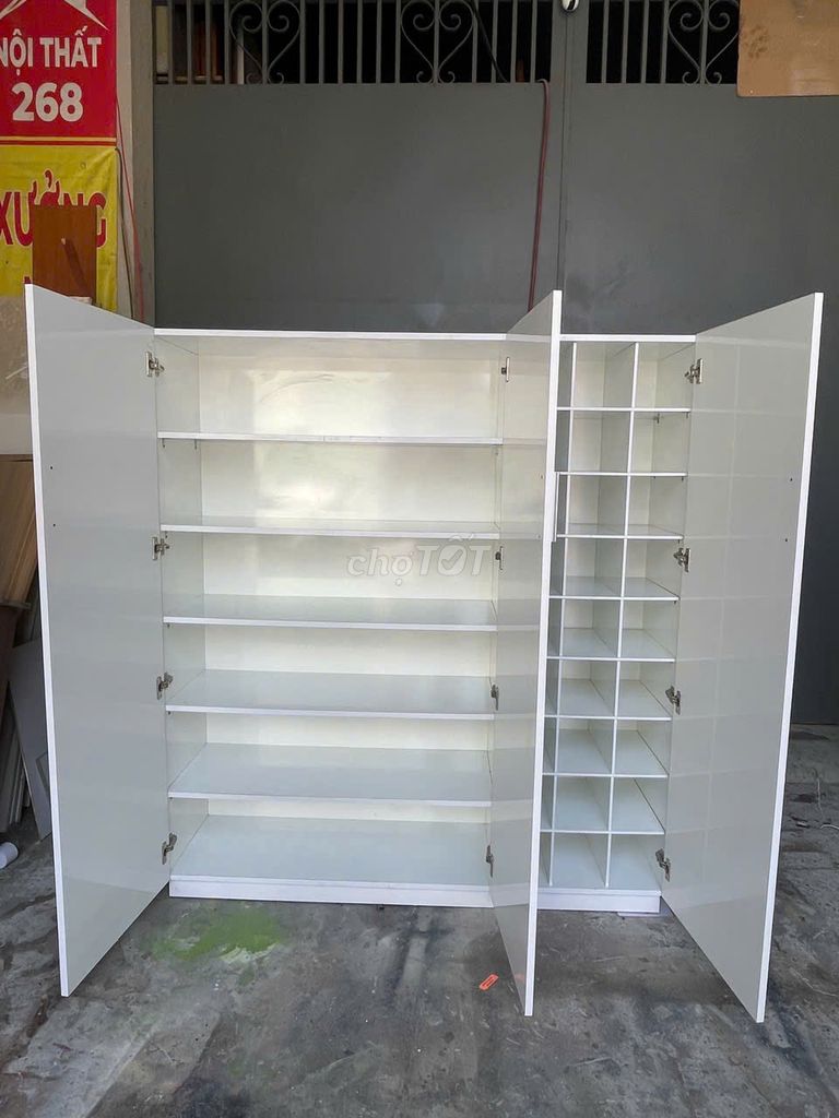 Tủ hồ sơ 3 cánh. Mua bán Đồ dùng văn phòng tại Quận Bình Tân Tp Hồ Chí Minh được đăng bởi HÀNG THANH LÝ NỘI THẤT 268 hình 1