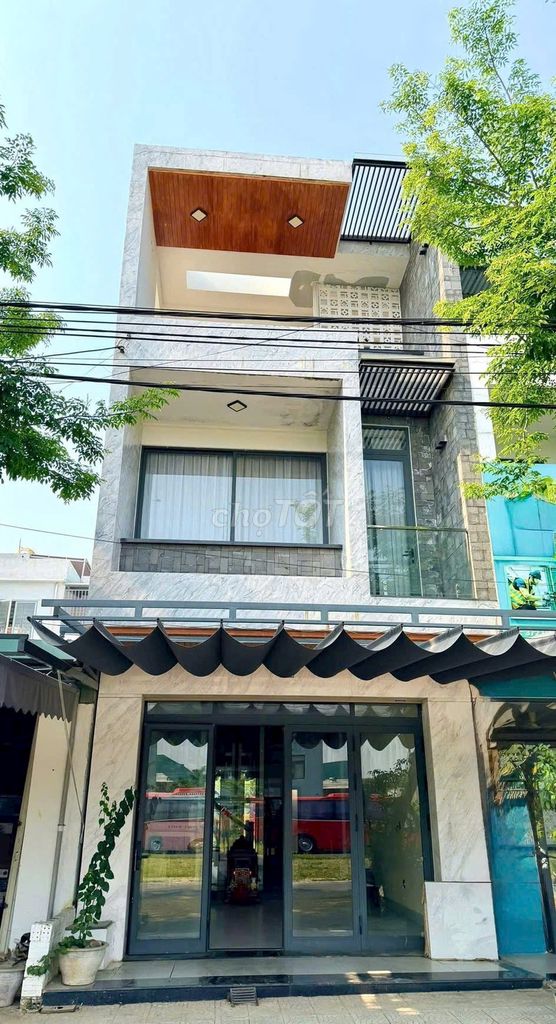 nhà mới đẹp 4PN đường Diên Hồng - Hoà Xuân