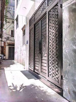 BÁN NHÀ TRẦN KHÁT CHÂN 30 M2 X 5 TẦNG X 4.1M MT X GIÁ HƠN 6 TỈ. Mua bán nhà ở tại Quận Hai Bà Trưng Hà Nội được đăng bởi Nguyễn Đức Cảnh