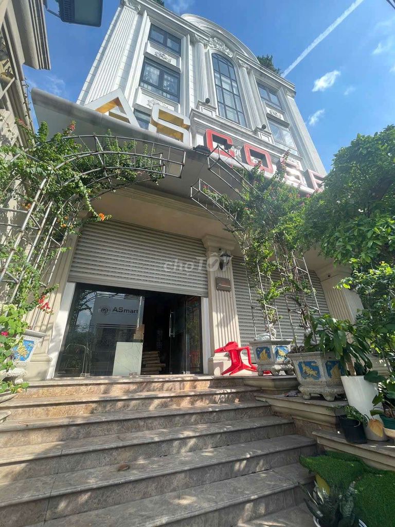 Аренда · 3 комн. · 170 м² · Quận Phú Nhuận, ул. Đường Hoàng Diệu