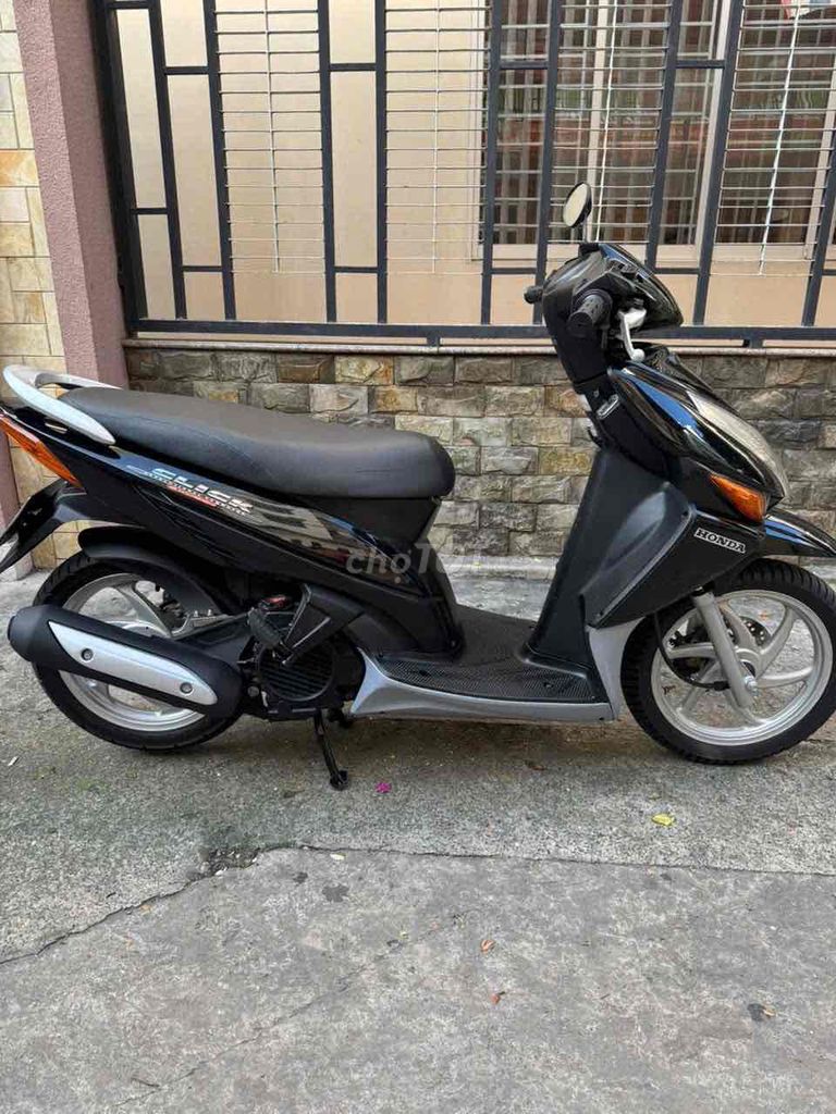 Honda Click 110cc màu Đen BSTP 9C. Mua bán Xe máy tại Quận 11 Tp Hồ Chí Minh được đăng bởi Huy Huy hình 4