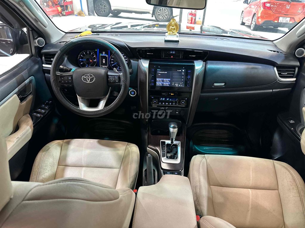 Toyota Fortuner 2018 odo chuẩn full lịch sử hãng. Mua bán Ô tô tại Quận Tân Phú Tp Hồ Chí Minh được đăng bởi Gia Nhi Phúc Khang Auto  hình 9