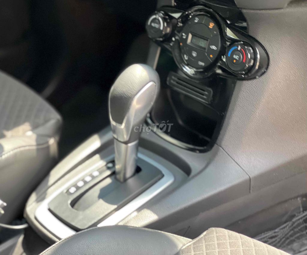 SIÊU CỌP FIESTA - Chất xe zin đẹp máy số êm mượt 💯. Mua bán Ô tô tại Quận Gò Vấp Tp Hồ Chí Minh được đăng bởi DH AUTO FORD CHUYÊN XE FORD LƯỚT CHẤT LƯỢNG CAO hình 12