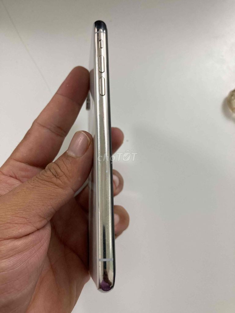 iPhone XS Trắng zin keng. Mua bán Điện thoại tại Quận Thanh Khê Đà Nẵng được đăng bởi Nguyễn Sun hình 1