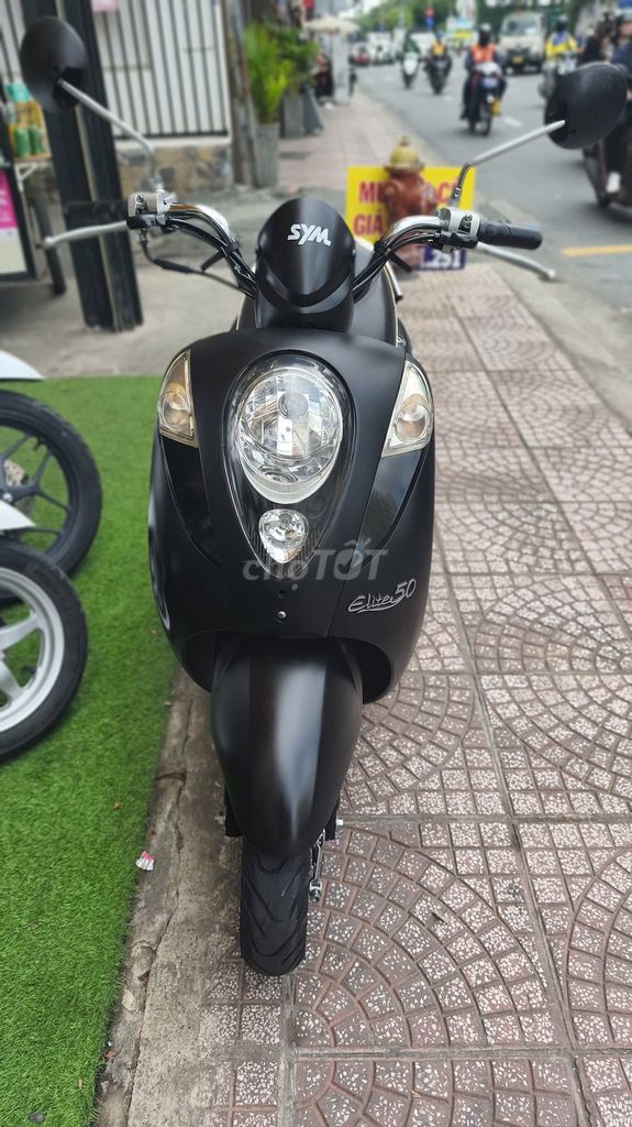 Скутер SYM Elite 50cc 2019, госномер 36AA-66660