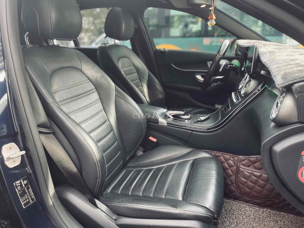 Mercedes Benz C Class 2015 C250 AMG - 80000 km. Mua bán Ô tô tại Quận Bình Thạnh Tp Hồ Chí Minh được đăng bởi kim hạo thiên hình 6