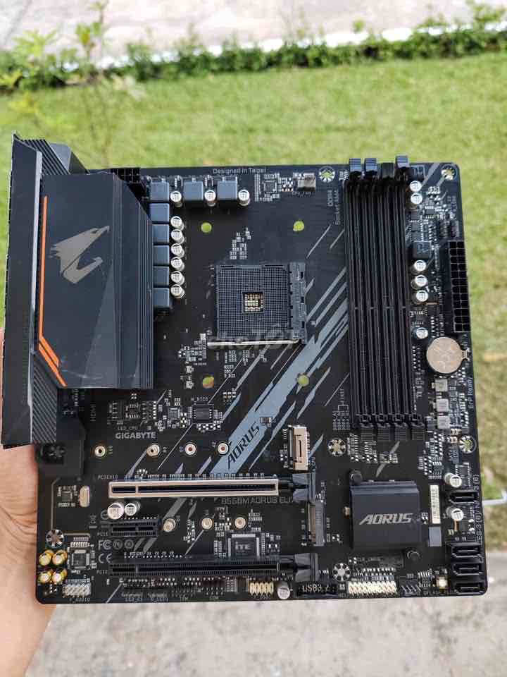 Bo mạch chủ Gigabyte B550M AM4. Mua bán Linh kiện (RAM, Card...) tại Thị xã Bình Long Bình Phước được đăng bởi Tuấn hình 1