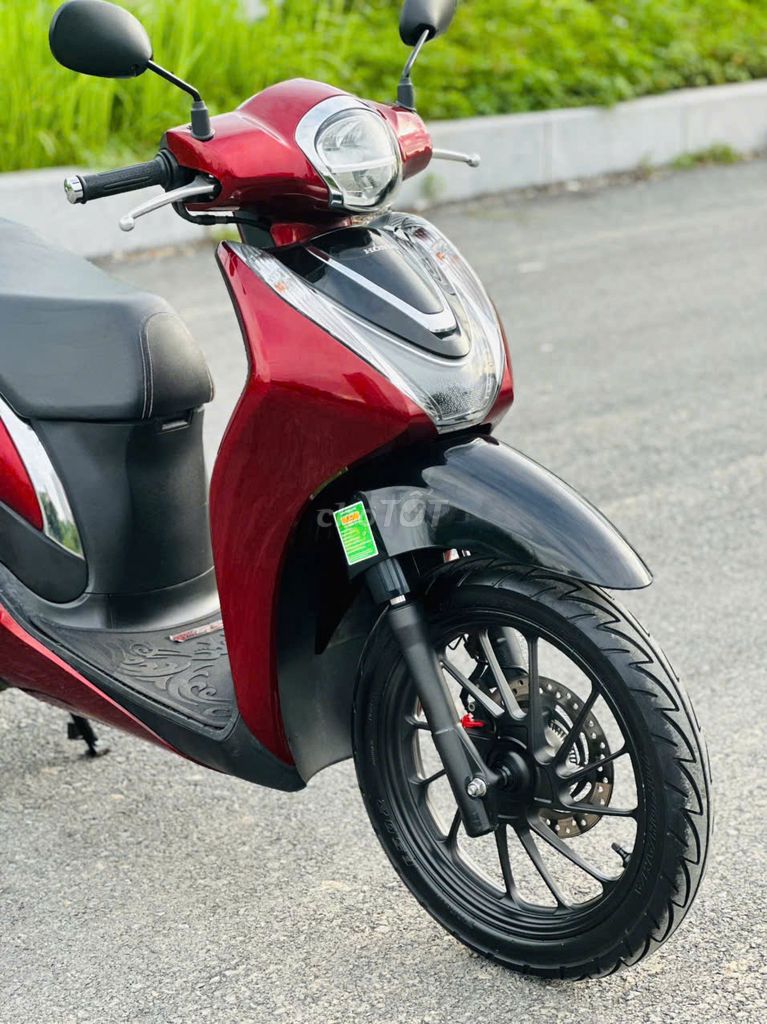 HONDA SH MODE 125 ĐÈN NÉT ĐỎ ĐEN BIỂN 29. Mua bán Xe máy tại Quận Nam Từ Liêm Hà Nội được đăng bởi TÙNG LÂM hình 5