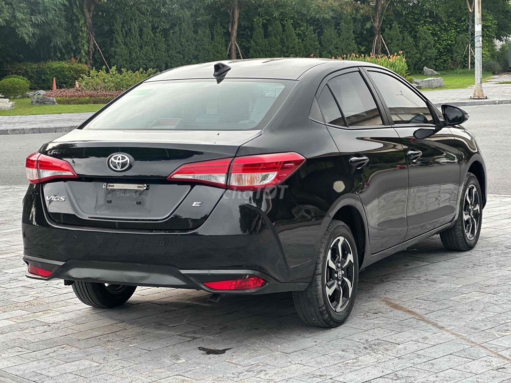 Toyota Vios 2023 Автомат Черный