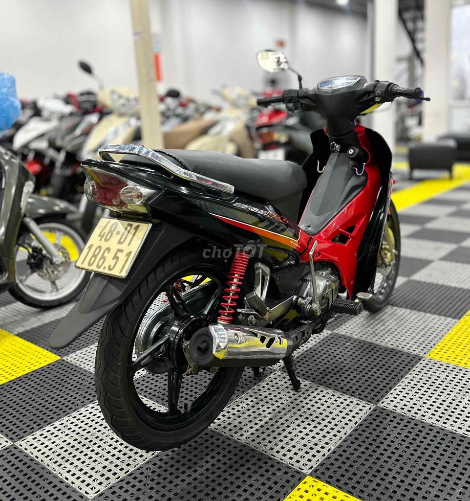 Sirius đẹp, máy êm thì thầm bao vọt. Mua bán Xe máy tại Quận 8 Tp Hồ Chí Minh được đăng bởi Quân  hình 4