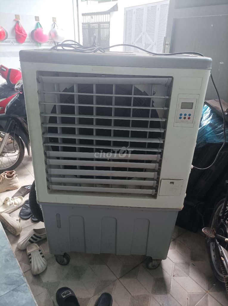 Quạt hơi nước SUMIKA Trắng Xám. Mua bán Quạt tại Quận 12 Tp Hồ Chí Minh được đăng bởi Vĩnh phat hình 1