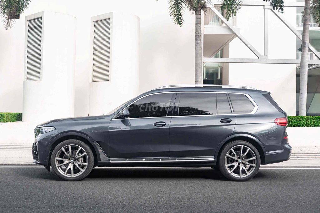BMW X7 Sx  Model  2021 xDrive40i ( Xám - NT Nâu ). Mua bán Ô tô tại Quận 10 Tp Hồ Chí Minh được đăng bởi Thái LA Auto hình 4