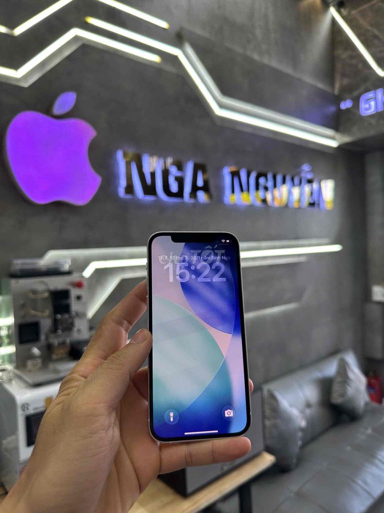 Apple iPhone 12 128GB Trắng. Mua bán Điện thoại tại Thành phố Huế Thừa Thiên Huế được đăng bởi NGA NGUYEN MOBILE hình 1