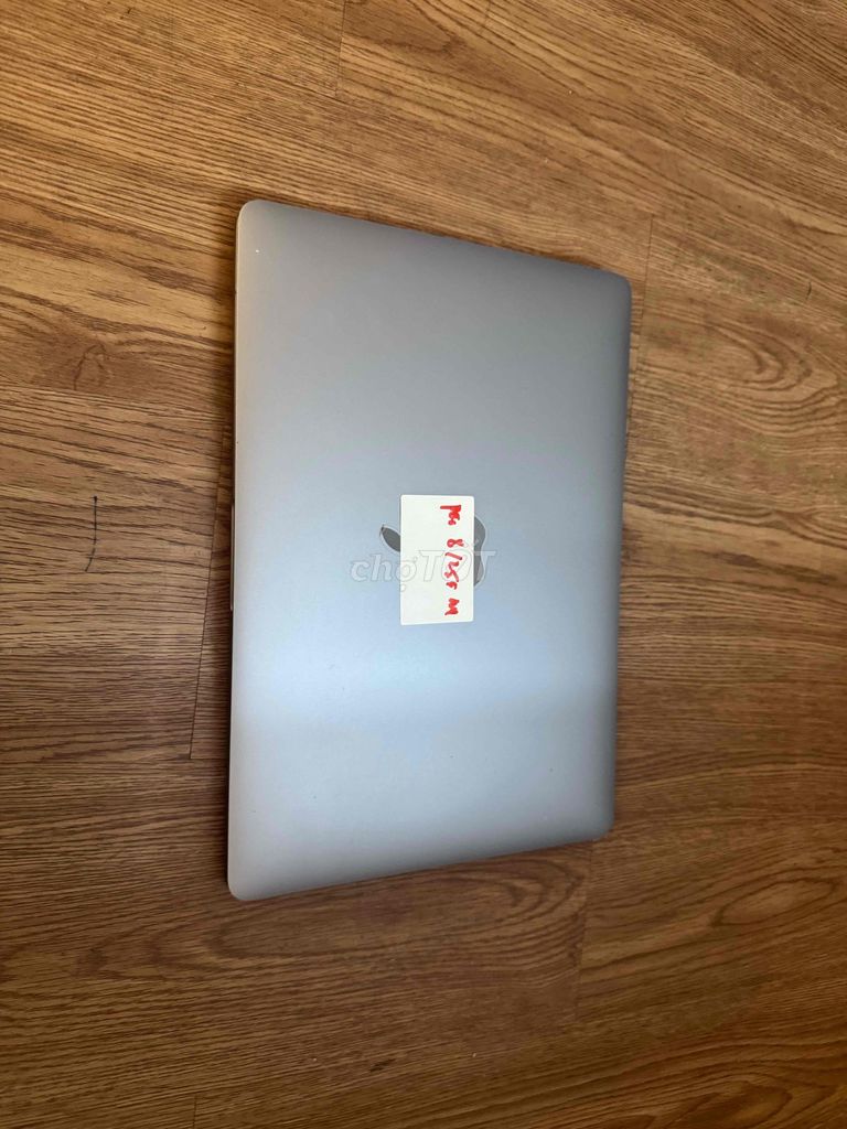 Macbook Pro M1 2020 8GB/256 13” gray bh3 tháng. Mua bán Laptop tại Quận 3 Tp Hồ Chí Minh được đăng bởi Phúc Nguyễn hình 1
