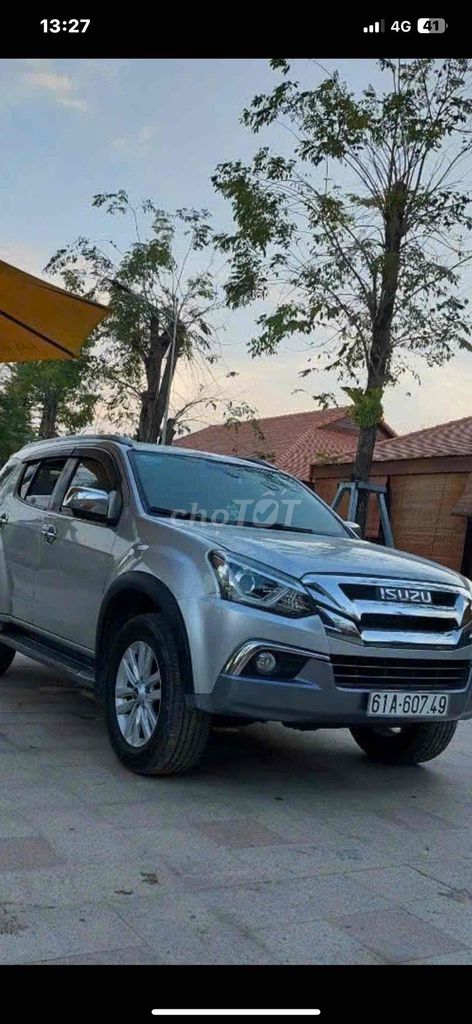 Isuzu Mu X 2019 1.9 4X2 AT - 11900 km. Mua bán Ô tô tại Thành phố Thuận An Bình Dương được đăng bởi Nhật Nam hình 1