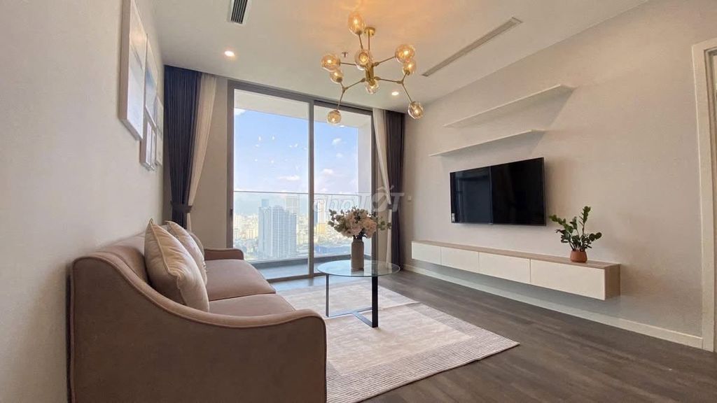 Cần bán gấp căn hộ 2PN - 83m2 - Goldmark city giá chỉ 5 tỷ 1