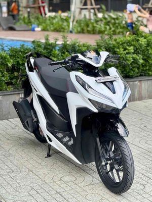 Vario 125( nậu xớ đưa trước e 15trieu nhận xe ngay