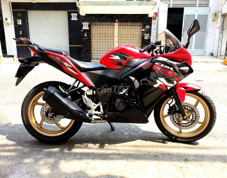 HONDA CBR 150R NHẬP THÁI 2017 - CHÍNH CHỦ 60B6 GL. Mua bán Xe máy tại Quận Tân Bình Tp Hồ Chí Minh được đăng bởi Mr Siro hình 1