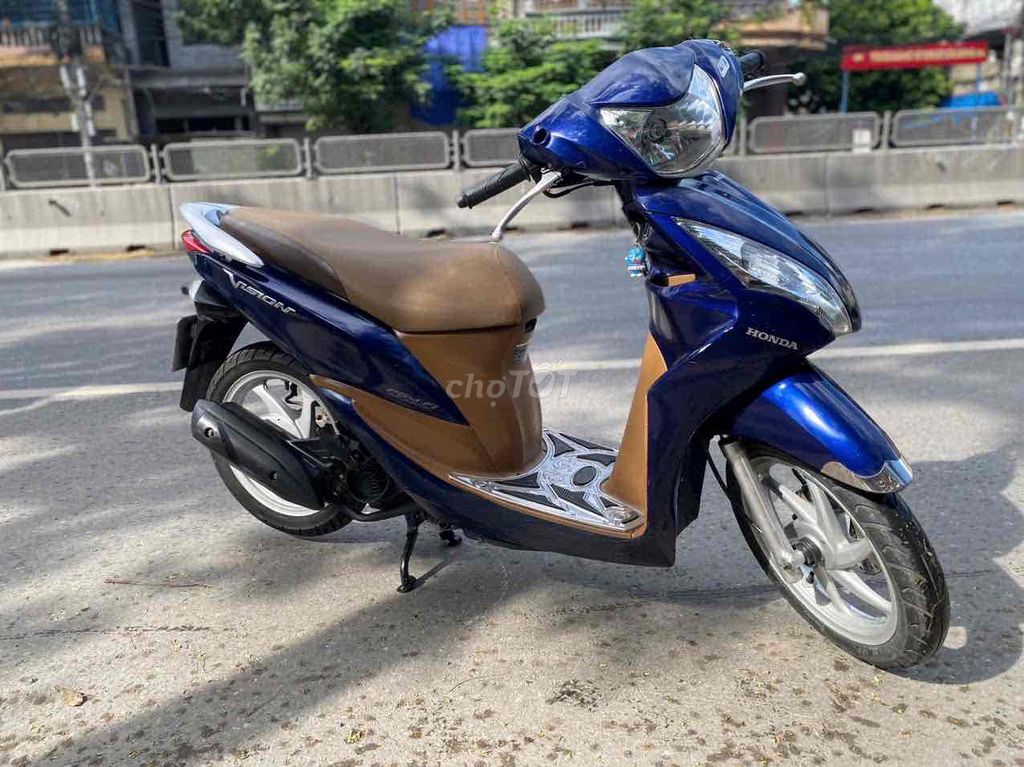 Honda vision zin cả xe đẹp như hình. Mua bán Xe máy tại Quận Hồng Bàng Hải Phòng được đăng bởi Ly  hình 2