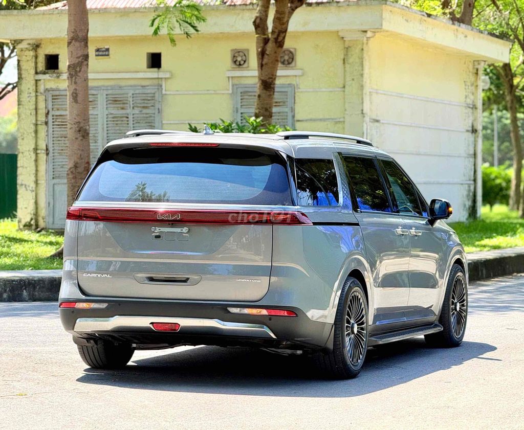 Kia Carnival Signature 2.2D sản xuất 2023. Mua bán Ô tô tại Quận Hà Đông Hà Nội được đăng bởi A Huan  hình 7