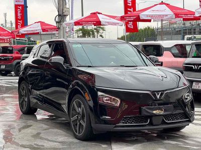 VinFast VF7 Plus 2025 Đen. Mua bán Ô tô tại Thành phố Thủ Đức Tp Hồ Chí Minh được đăng bởi Thanh Xuân