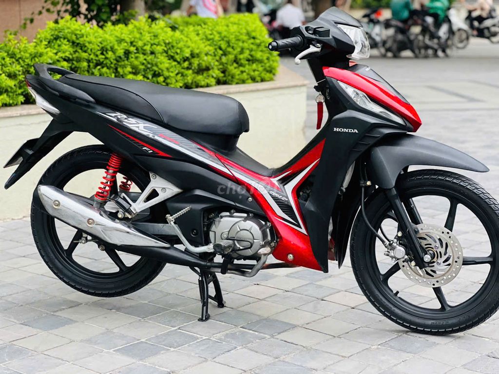 HONDA WAVE RSX FI  MỚI CHÍNH CHỦ. Mua bán Xe máy tại Quận Cầu Giấy Hà Nội được đăng bởi Lộc Phát hình 4
